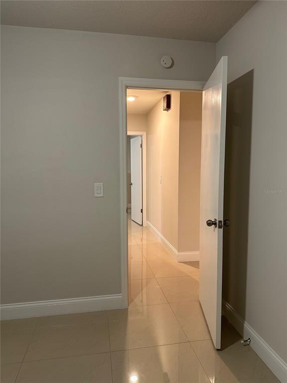 Building Photo - 753 Isleton Dr