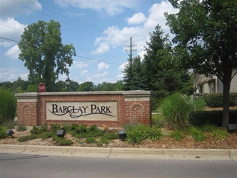 Building Photo - 2847 Barclay Way