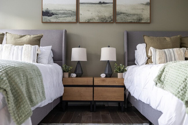 Building Photo - 321 Museum Village Rd