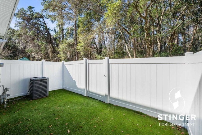 Building Photo - 143 Bella Way