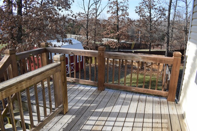 Building Photo - Beautiful spacious home in Waynesville