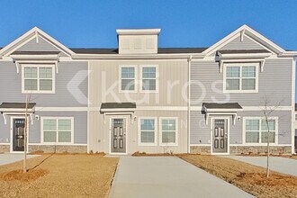 Building Photo - 2191 Banyan Cir