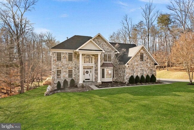 Building Photo - 8138 Rondelay Ln