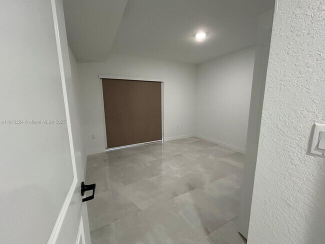 Building Photo - 14625 SW 262nd St