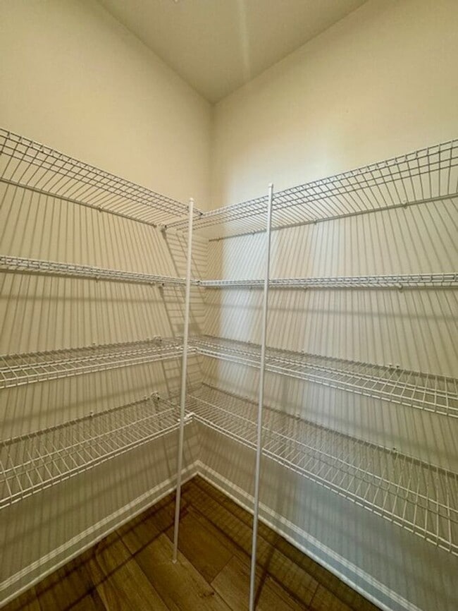 Building Photo - 3BR/2.5BA w/ Quartz Kitchen + Garage in North Charlotte