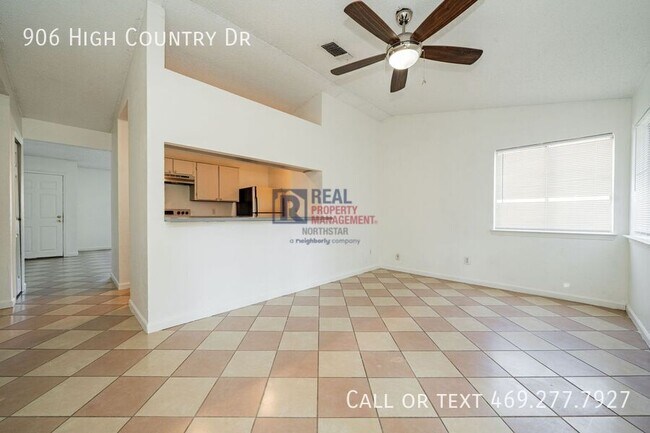 Building Photo - 906 High Country Dr
