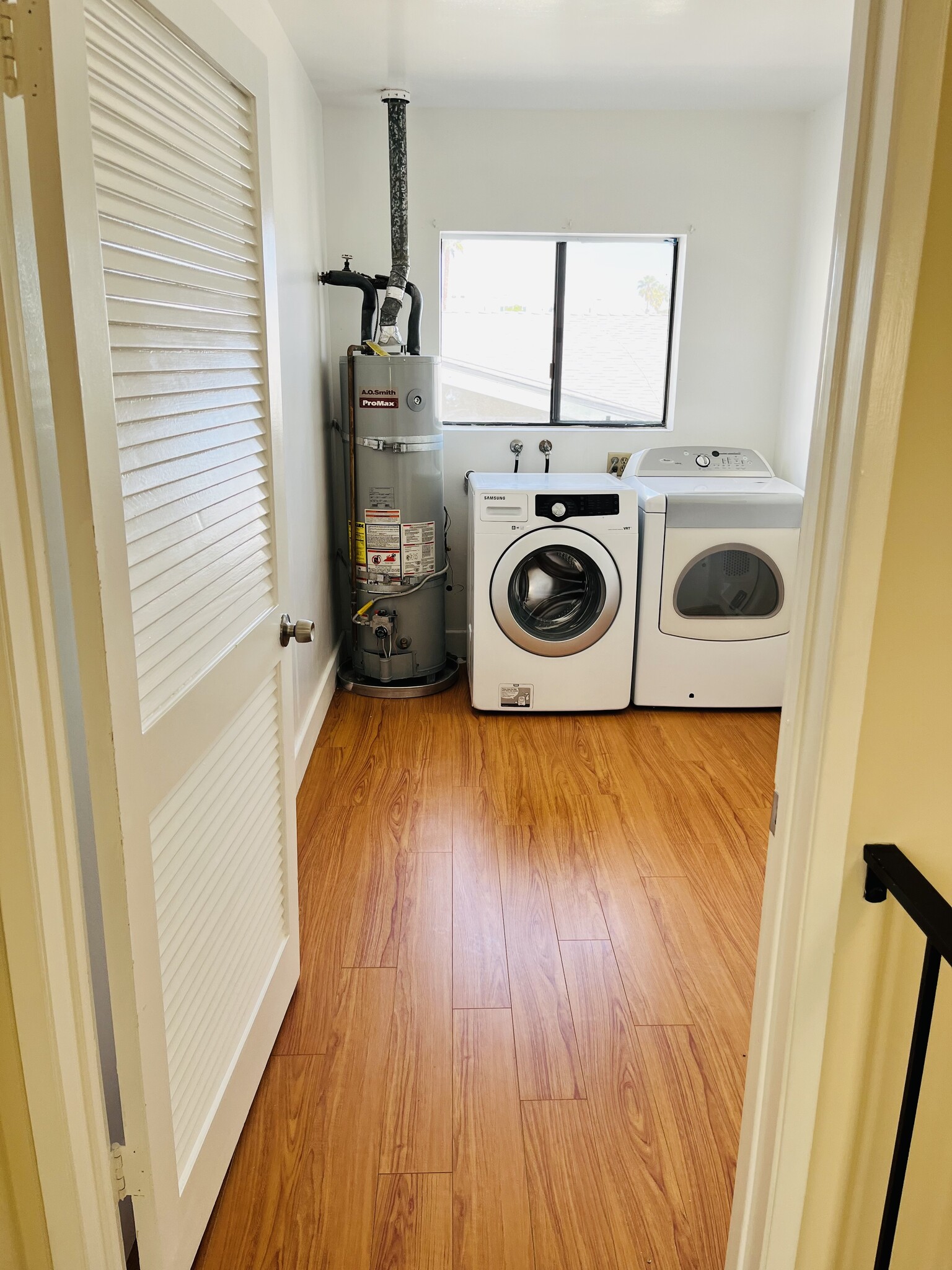 Building Photo - 12731 Pacific Ave