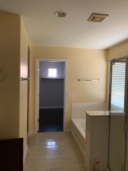 Building Photo - 2493 E Bridgeport Pkwy