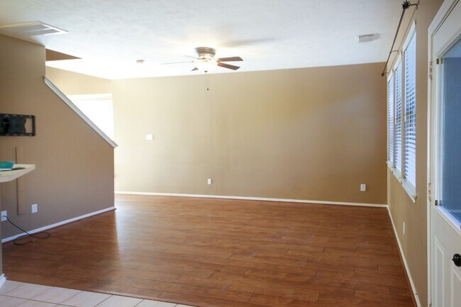 Building Photo - 27 Summer Haze Cir