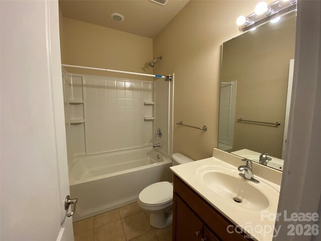 Building Photo - 9916 Evergreen Terrace Drive