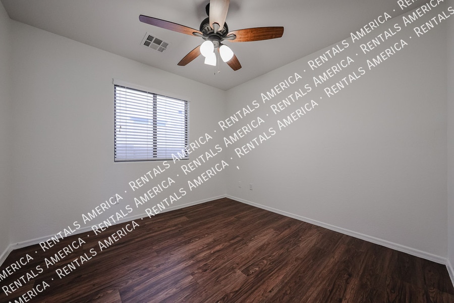 Building Photo - 29120 N Yellow Bee Dr