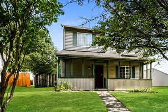 Building Photo - 6643 Manassas Dr