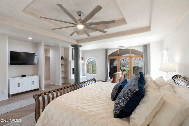 Building Photo - 10420 E Morning Vista Ln