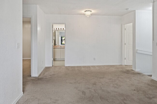 Building Photo - 3471 NW 112th Ave