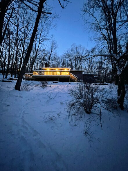 Building Photo - 189 Eagle Pass Rd