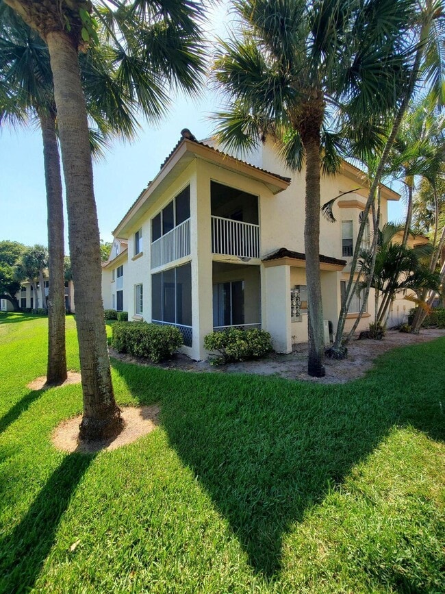 Building Photo - 6101 Glenmoor Dr