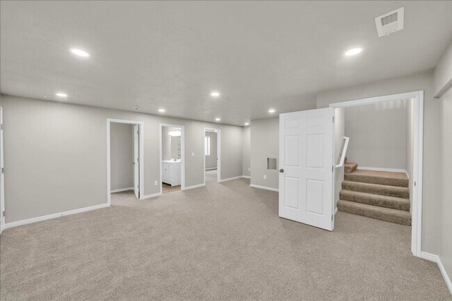 Building Photo - 2367 Monarch Cir