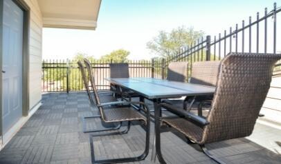 Building Photo - 1518 Avenue W