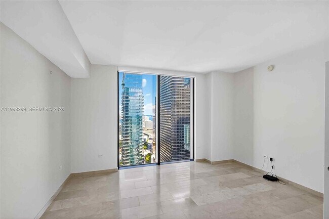 Building Photo - 88 SW 7th St