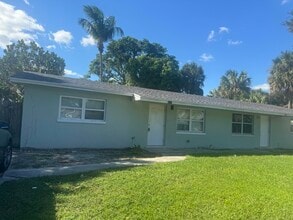 Building Photo - 8817 Dania Dr