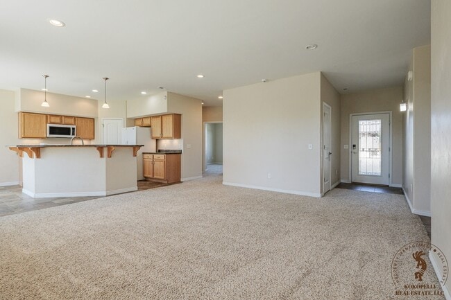 Building Photo - 672 Muirfield Drive