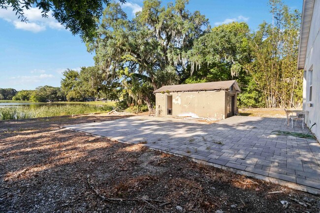 Building Photo - 1812 Curry Ford Rd