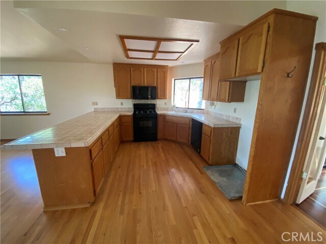 Building Photo - 19232 N Shore Ct