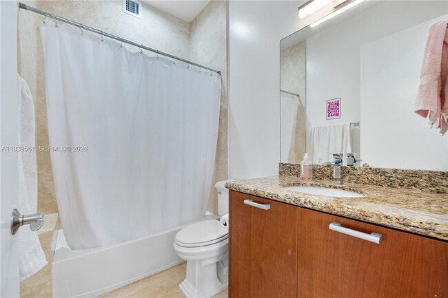 Building Photo - 3266 NE 15th St