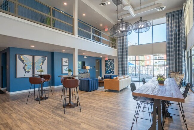 Building Photo - 1980 E Broadway Rd