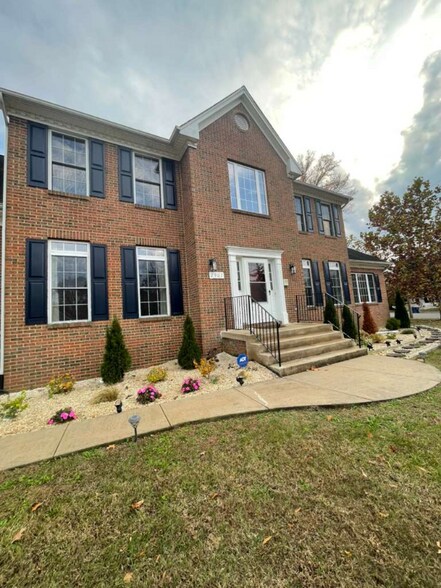 Primary Photo - 2907 Dumas St