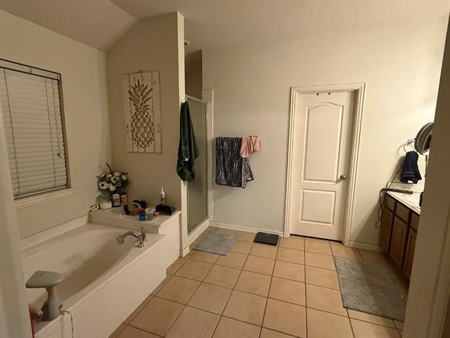 Building Photo - 1303 Rain Tree Dr