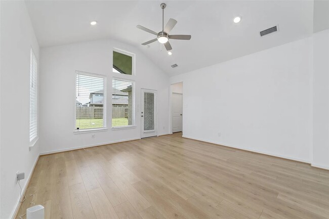 Building Photo - 21650 Lampeter River Ln