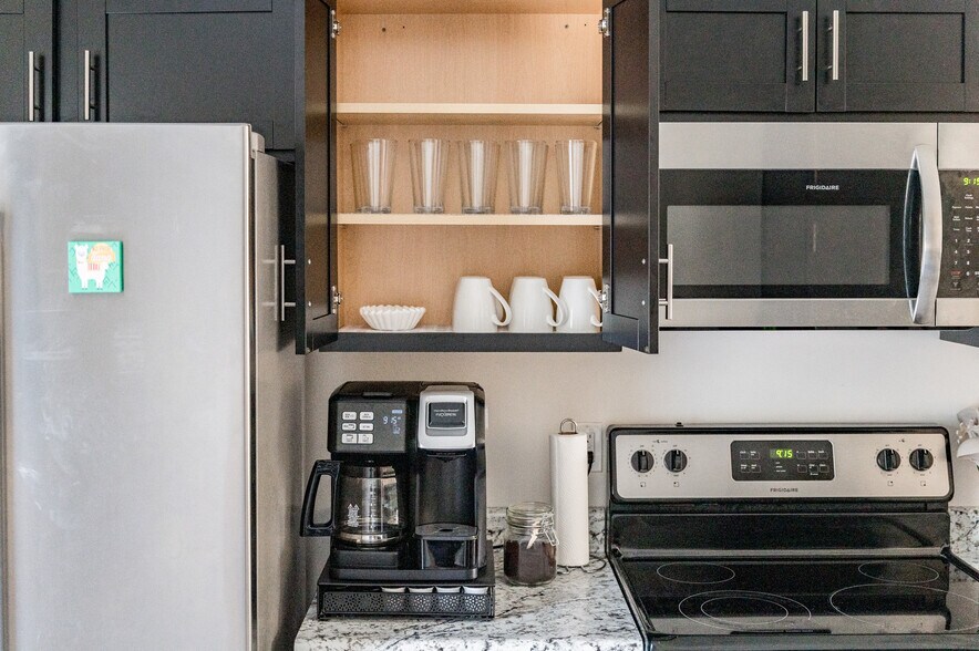 Shared Kitchen - 598 Leesville Rd