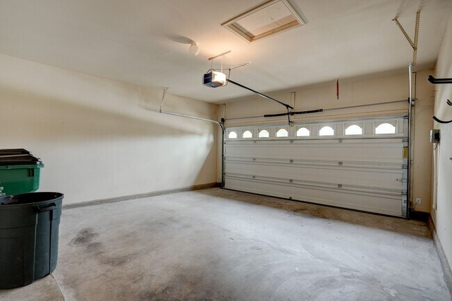 Building Photo - Bright & Roomy 4BR • 2.5BA • Two-Level Living