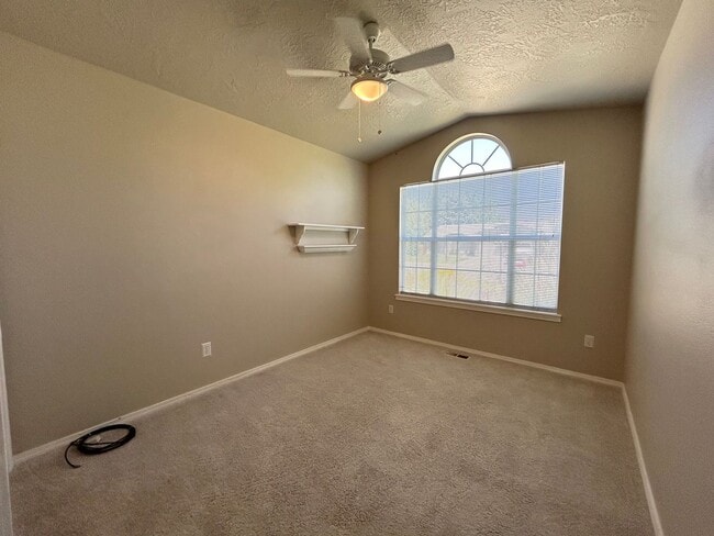 Building Photo - Beautiful Single-Level Home with a Private Backyard Retreat!