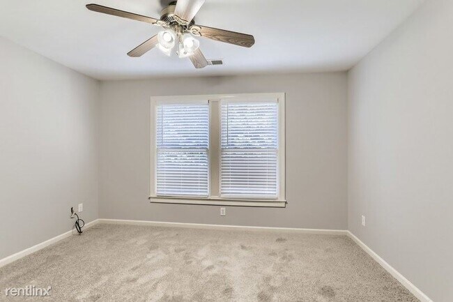 Building Photo - 4 br, 3 bath House - 960 Carters Grove Tra...