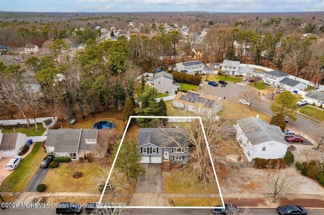 Building Photo - 510 Leawood Ave