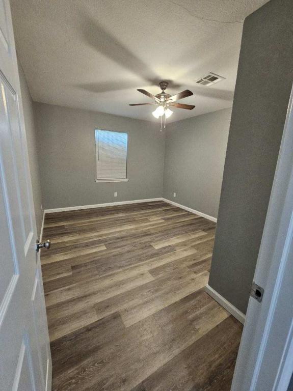 Building Photo - 541 E Seminole Pl