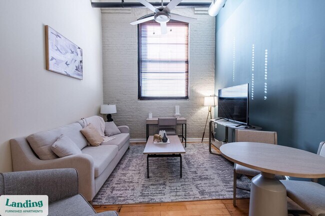Primary Photo - 109 Perry St