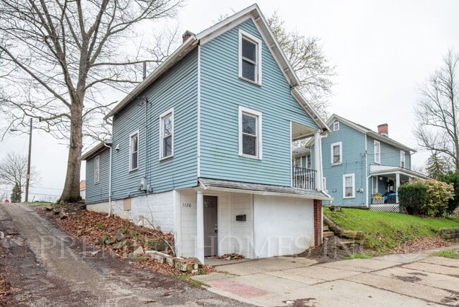 Building Photo - 3 Bed Home with Basement & Off-Street Parking – $1,395/mo