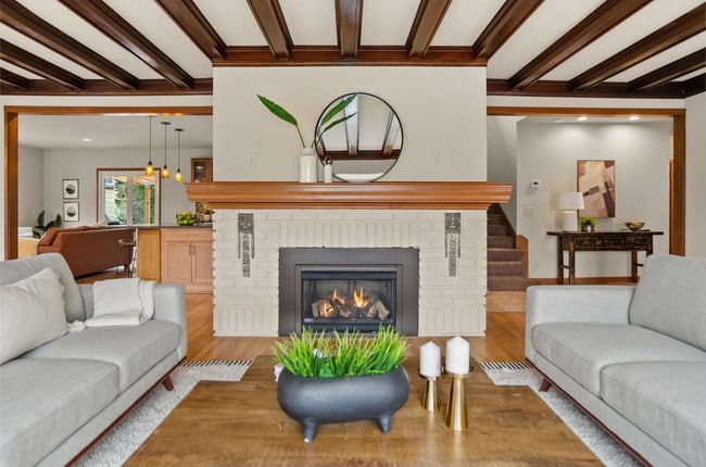 Building Photo - Stunning Portland Home with Open Floor Plan, Gourmet Kitchen, and Spa-Like Bathroom!