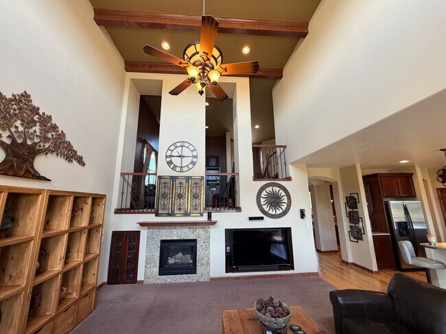 Building Photo - Luxury Furnished Executive Home with Entertainers Basement, Trex Deck & 3-Car Garage