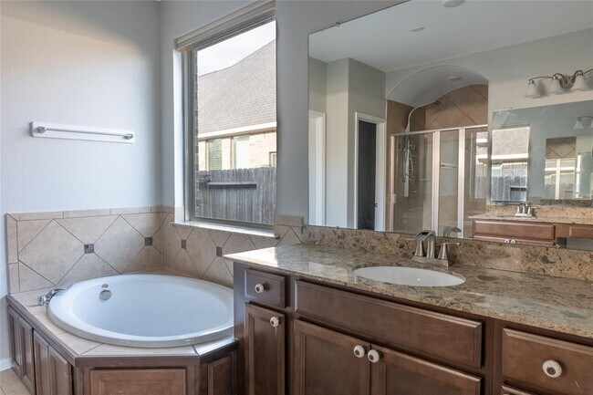 Building Photo - 7708 River Pass Dr