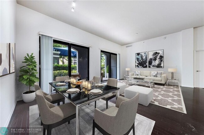 Building Photo - 450 NE 5th St