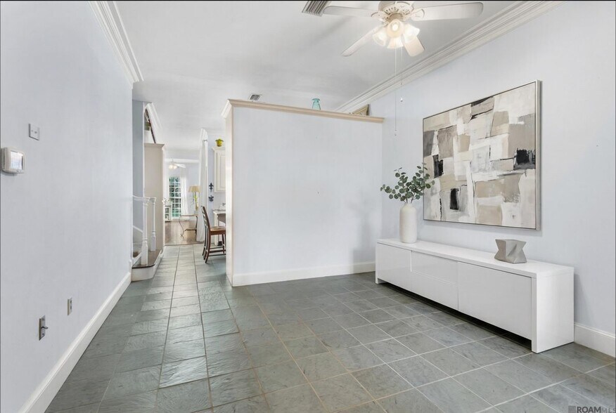 Building Photo - 7962 Wrenwood Blvd