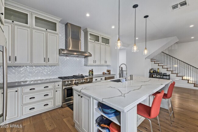 Building Photo - 3810 E Campbell Ave