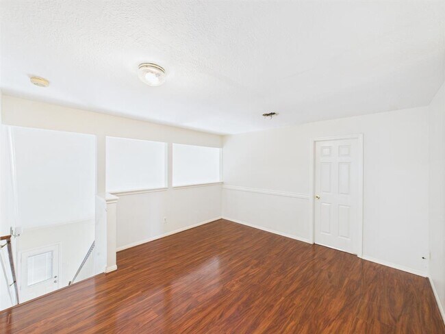 Building Photo - 8827 Aspen Meadow Dr