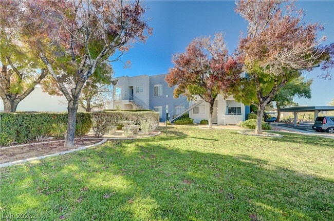 Building Photo - 2201 Ramsgate Dr