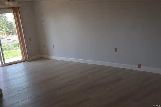 Building Photo - 3201 Via Buena Vista Rd