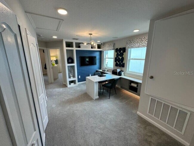 Building Photo - 5037 Prairie Preserve Run